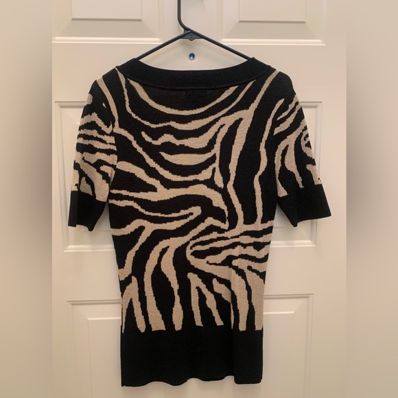 Cache black metallic gold animal print scoop neck short sleeve stretchy … - Picture 3 of 8